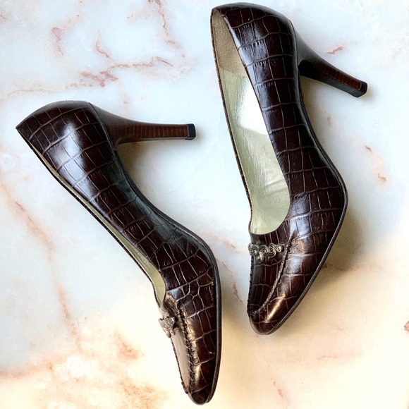 Brown Heels - Picture 8 of 8